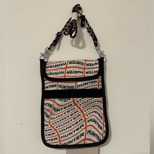 Hunter Phone Pouch - One size